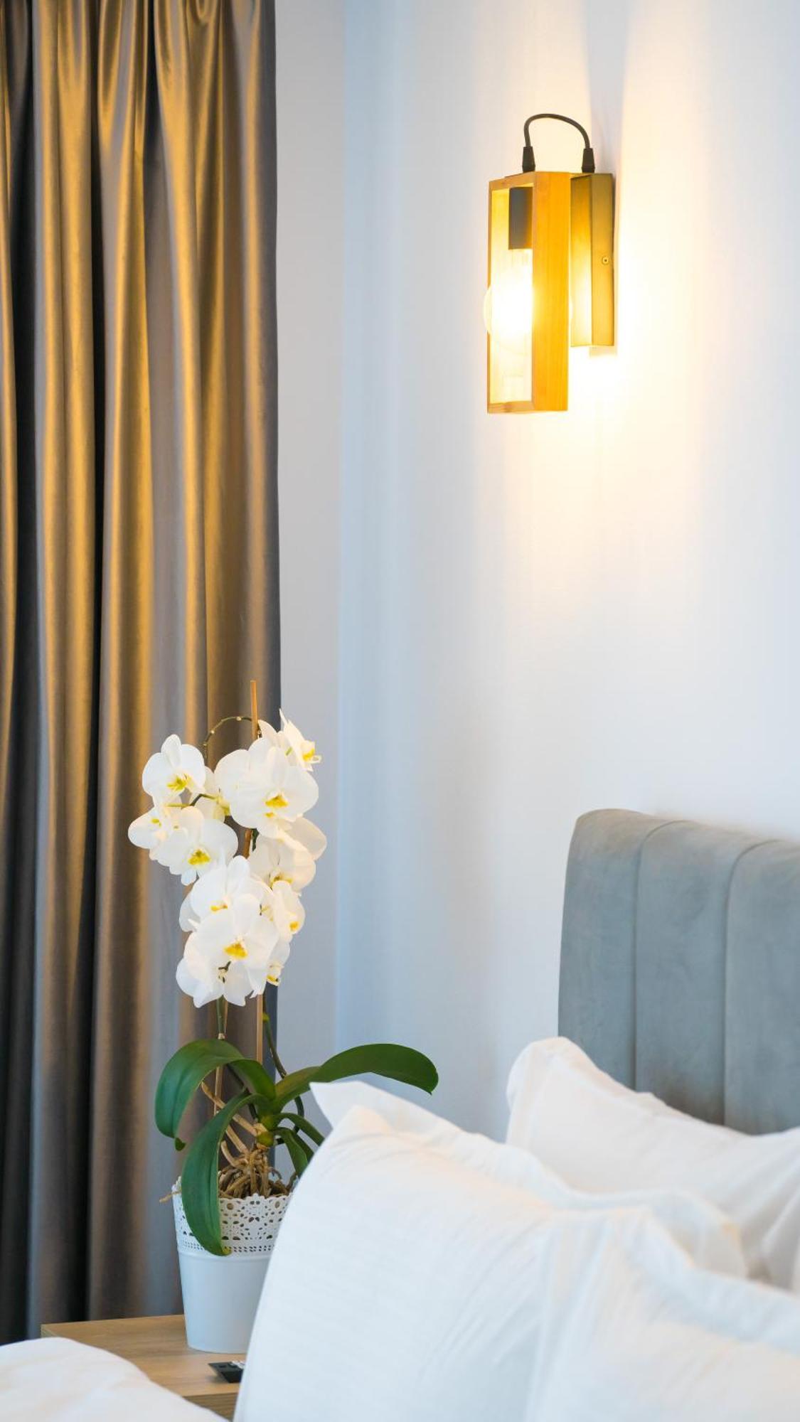 Casa Zuz Voronet Hotel Gura Humorului Luaran gambar